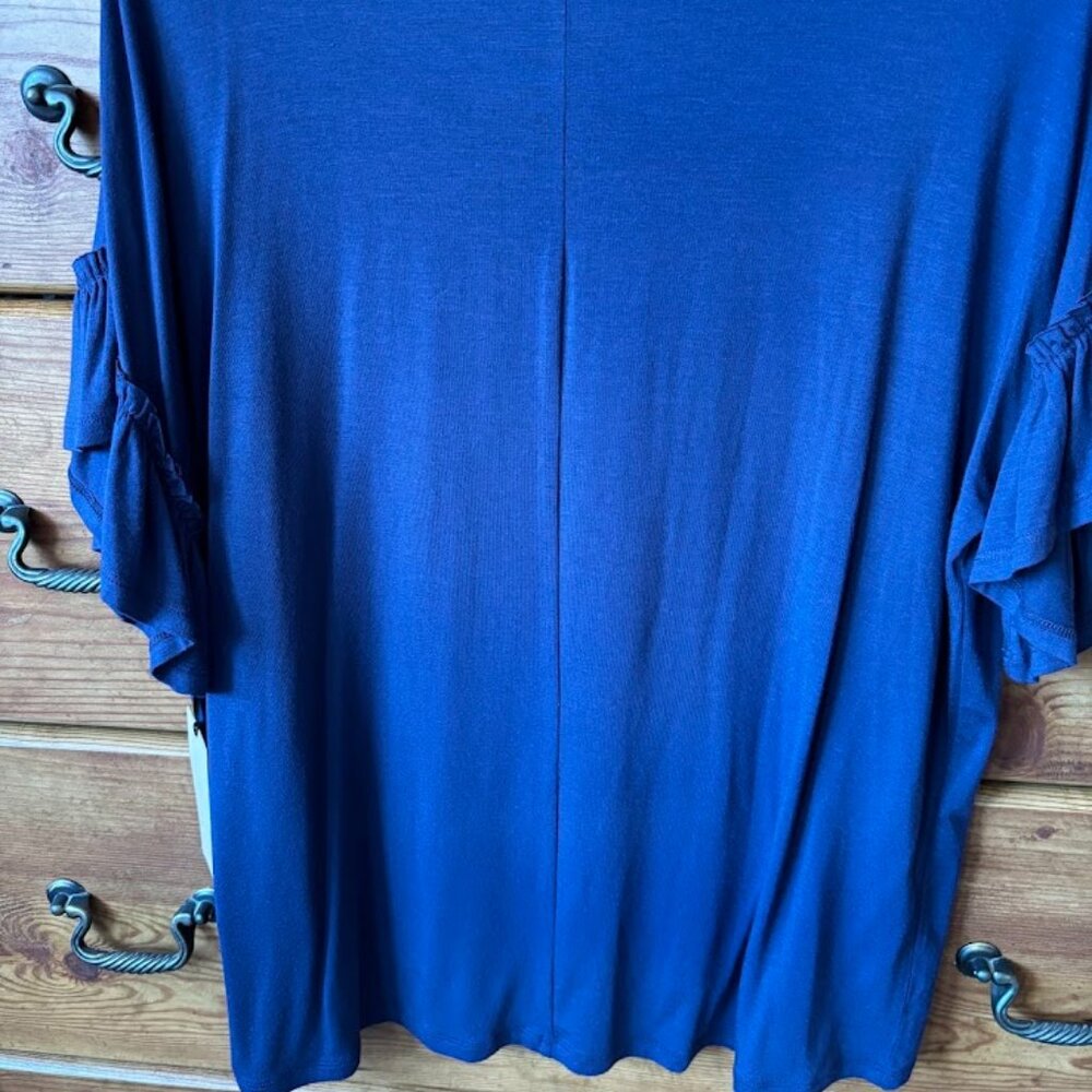 NWT Halogen Top with Flutter Ruffle Sleeves - Picture 2 of 5